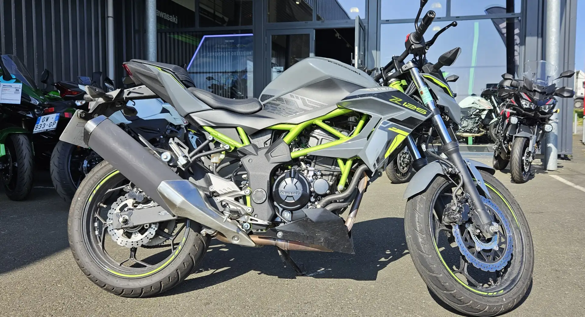 Kawasaki Z 125 Grau - 1
