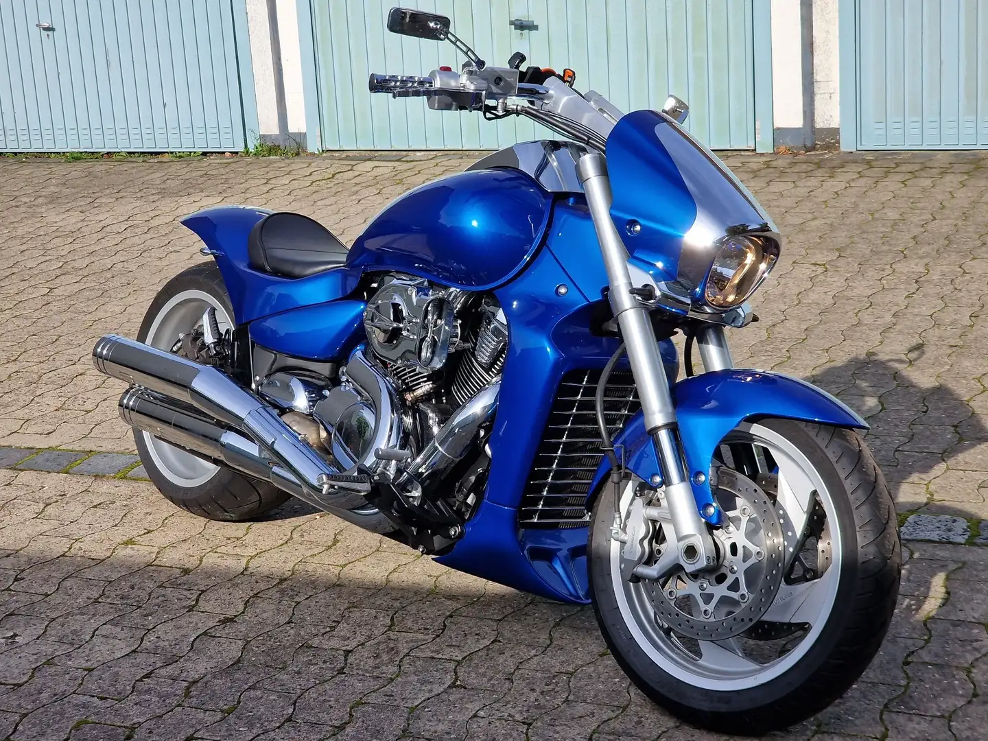 Suzuki VZR 1800 Blau - 2