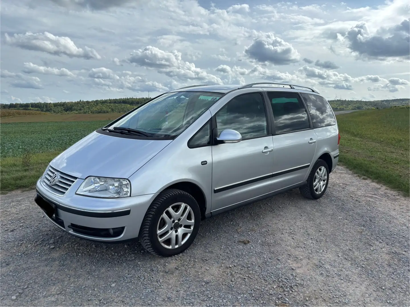 Volkswagen Sharan 1.9 TDI Automatik Goal-Edition Silber - 1