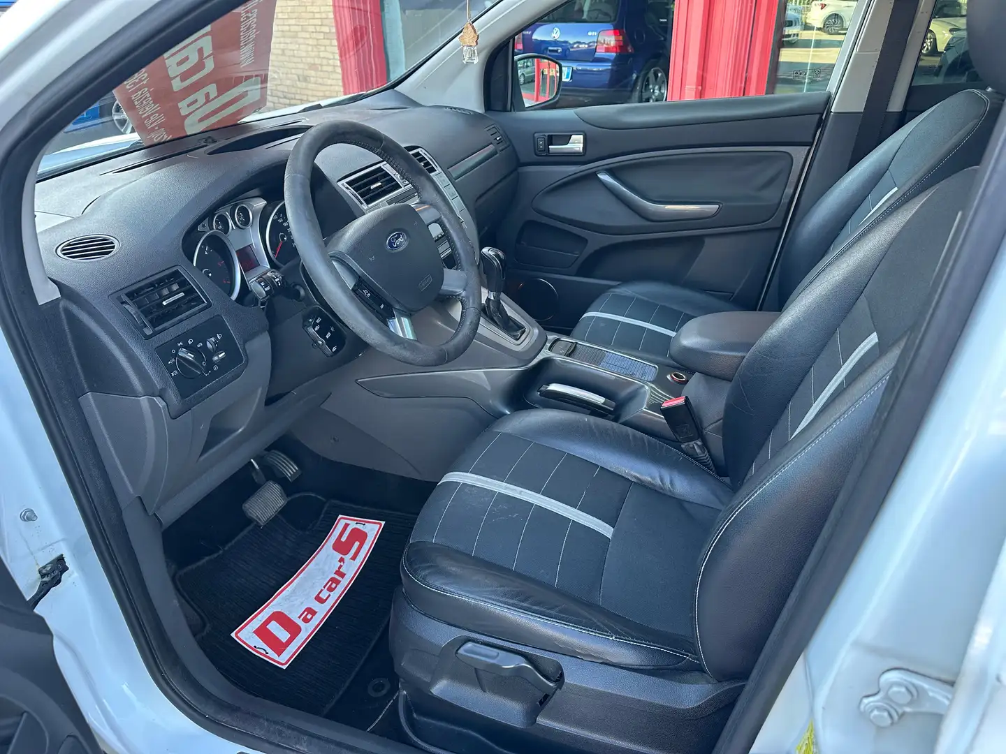 Ford Kuga 2.0 tdci Titanium 4wd 163cv auto Bianco - 2