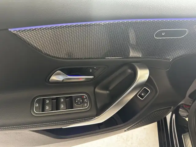 Mercedes-Benz A-Class view 18