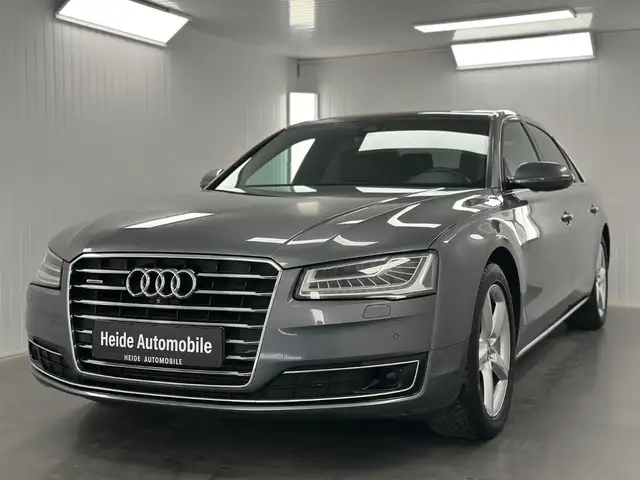 Audi A8 3.0 TDI L QUATTRO 1.HAND PANO BOSE 360°