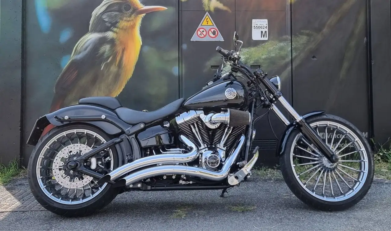 Harley-Davidson Breakout