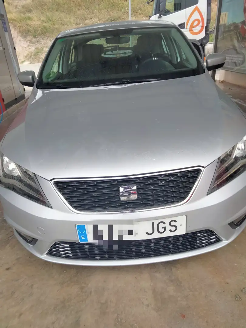 SEAT Toledo 1.6 TDI 115 Gris - 1