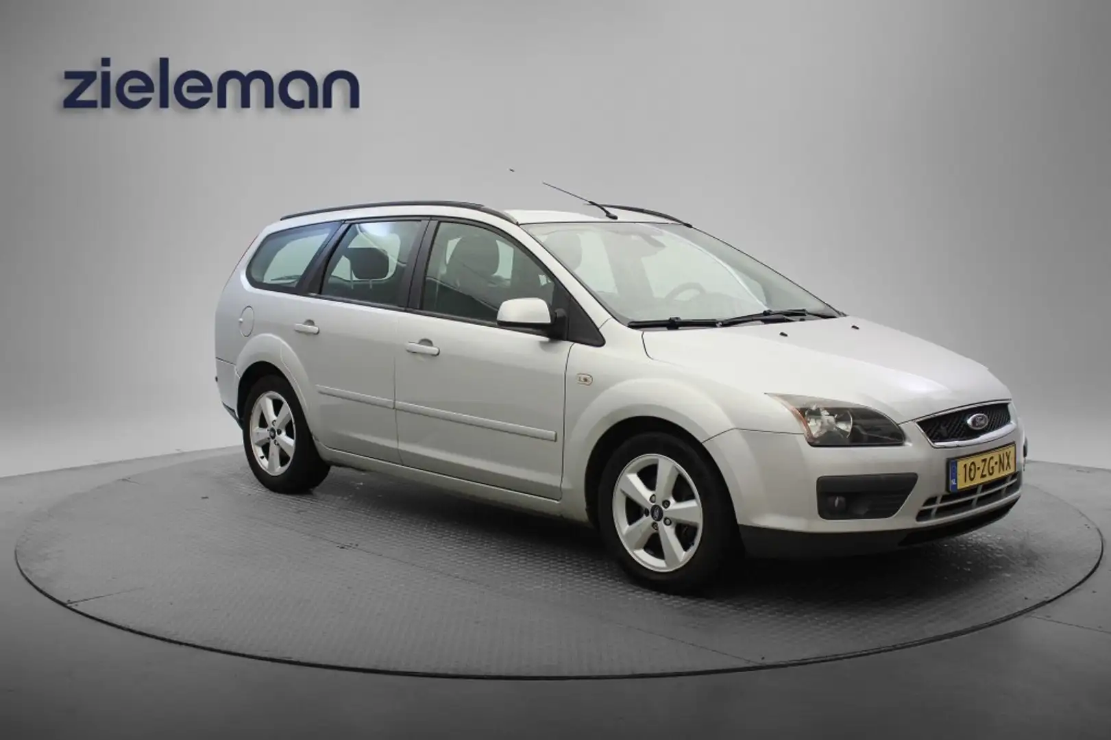 Ford Focus 1.8 16V wagon Futura Flexifuel - Airco, Stoelverw. Gris - 1