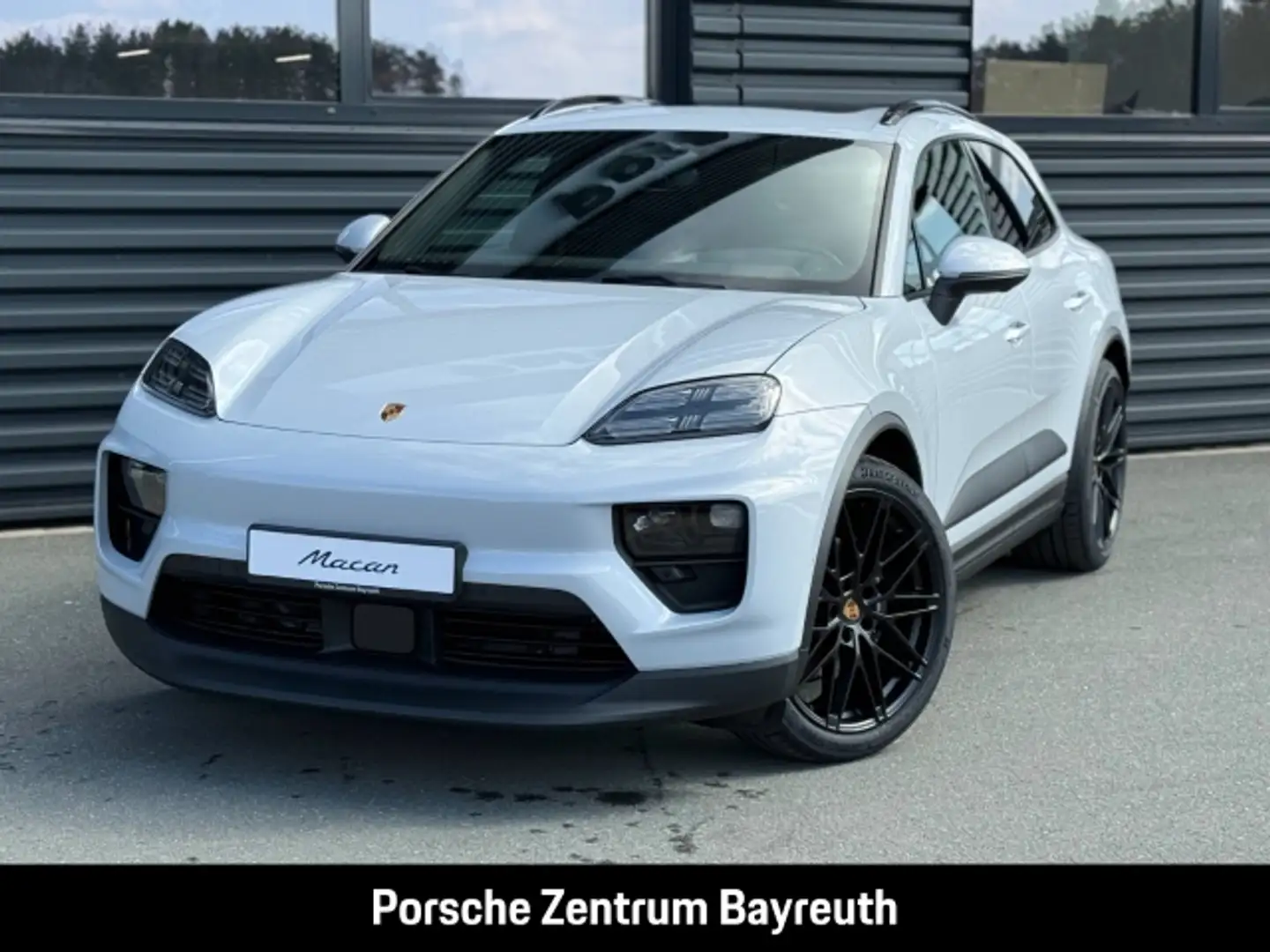 Porsche Macan 4 *AHV*MATRIX*INNO*HEADUP*LUFTFED.*BOSE* Grau - 1