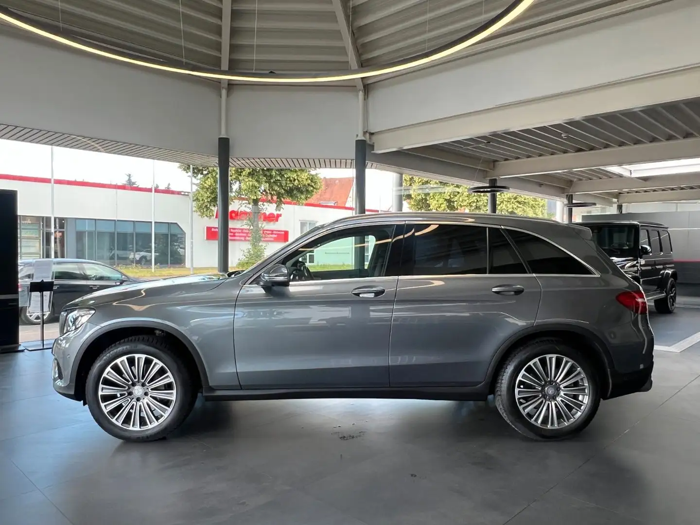 Mercedes-Benz GLC 250 d 4M Exclusive/Pano/Navi/SHZ/LED/360°Kam Gris - 2