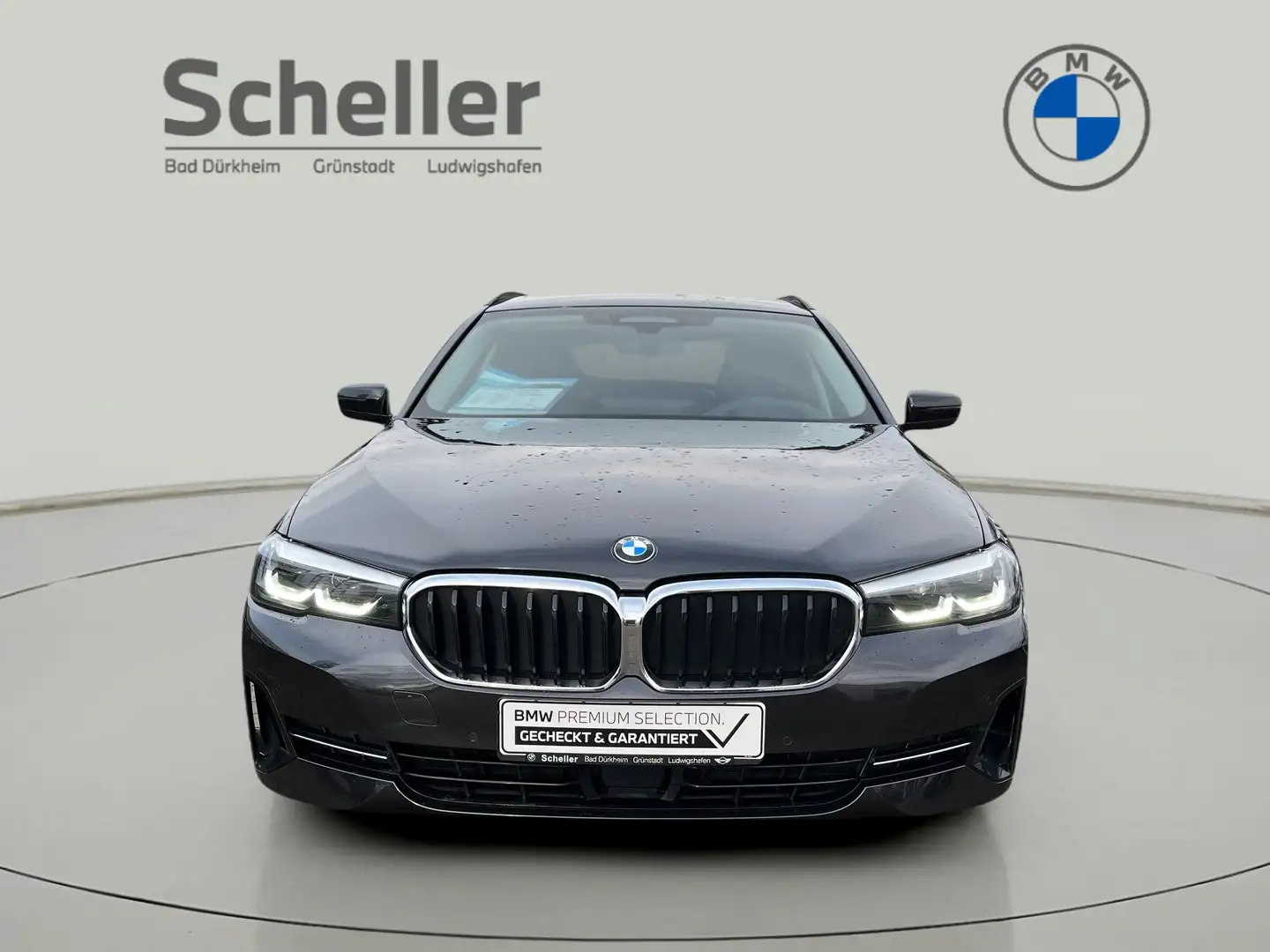 BMW 530 d Touring Head-Up HiFi DAB WLAN RFK Shz Grau - 2