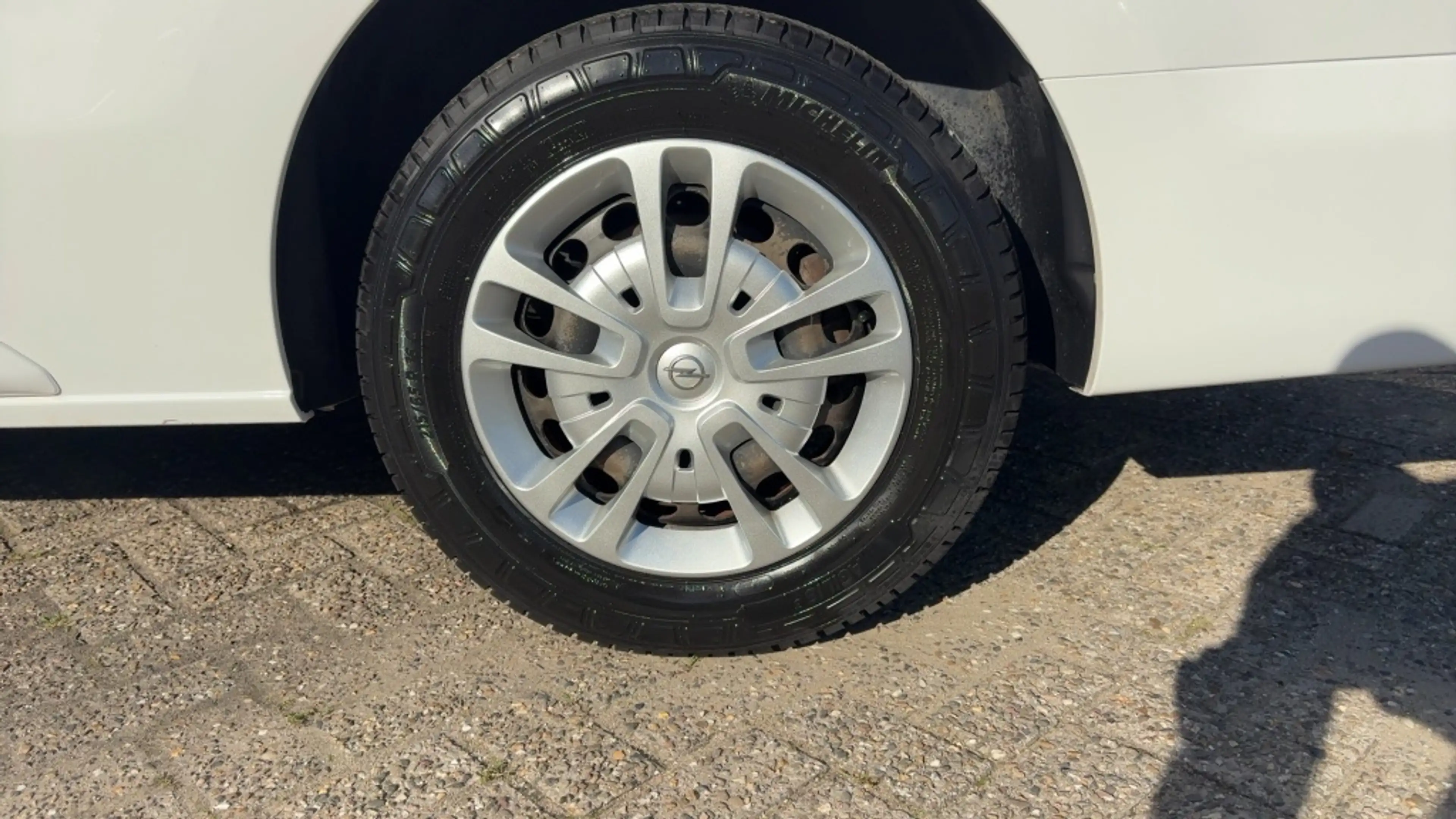 Opel Vivaro-e L3H1 Innov. 75 kWh(SOH) 96.81 — photo 5