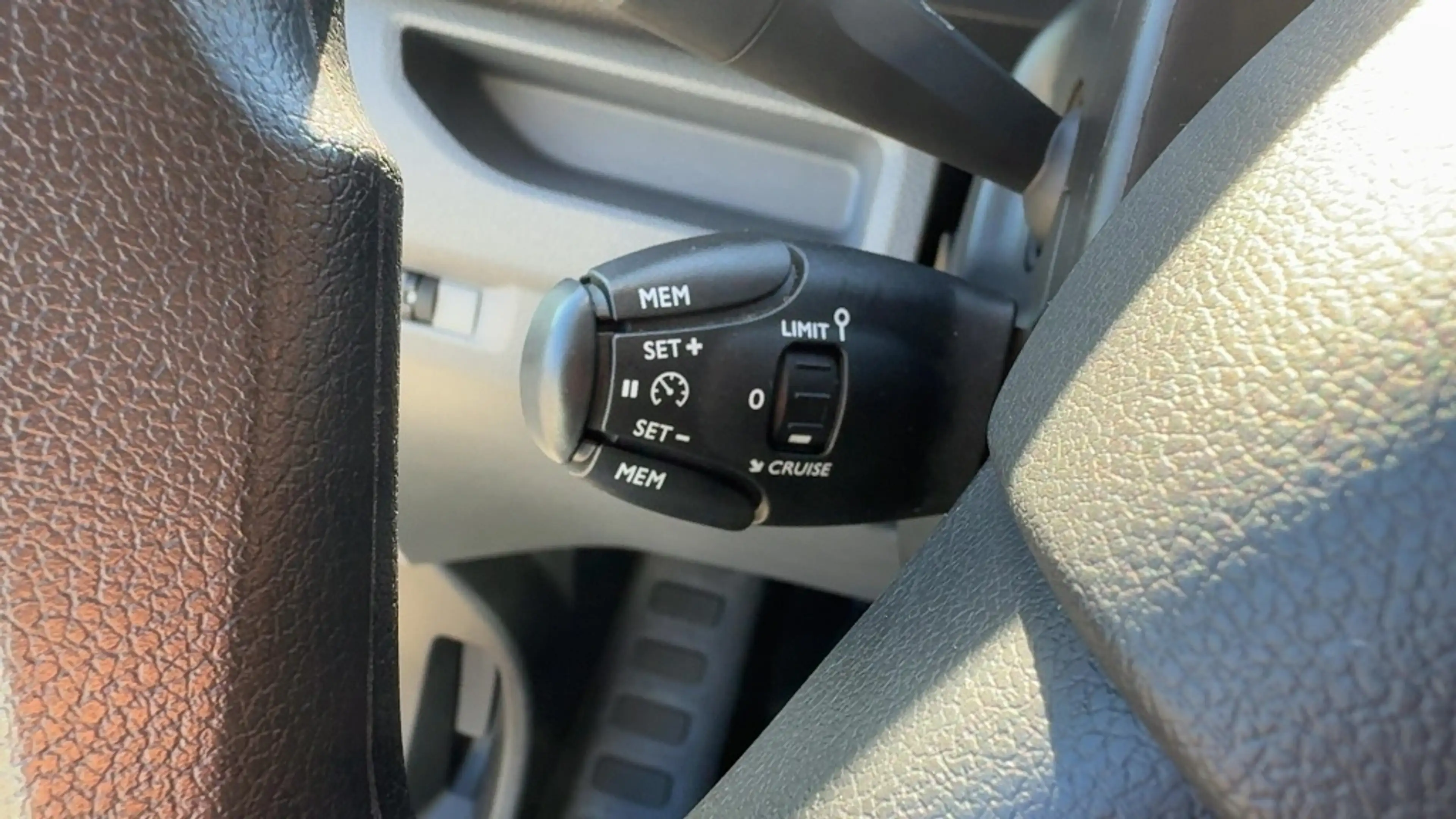 Opel Vivaro-e L3H1 Innov. 75 kWh(SOH) 96.81 — photo 11