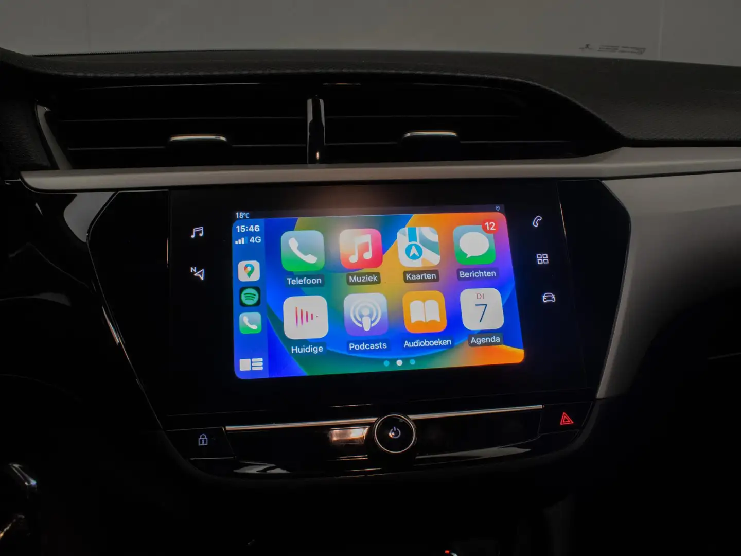 Opel Corsa 1.2 Edition Sport (APPLE CARPLAY,NAVI,LANE ASSIST, Wit - 2