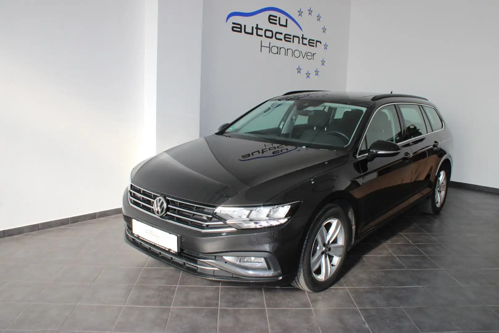 Volkswagen Passat Variant 2.0 TDI 140KW PANO/STAND 4M DSG Gris - 2