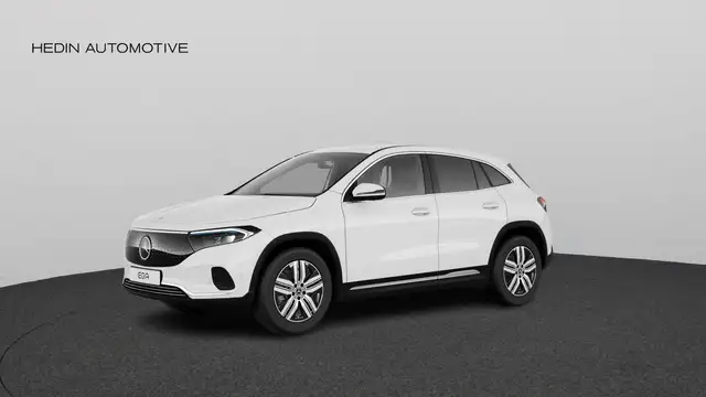 Mercedes-Benz EQA 350 4MATIC Luxury Line | Trekhaak | Distronic | Smartp