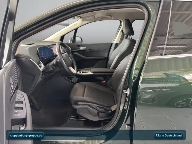 BMW 2 Series view 12