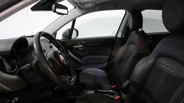 Fiat 500X view 4