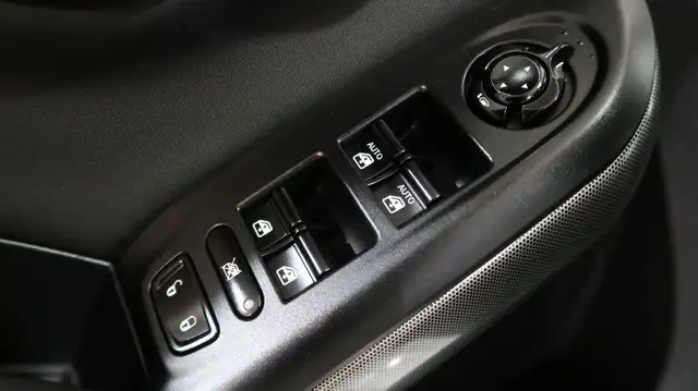 Fiat 500X view 30