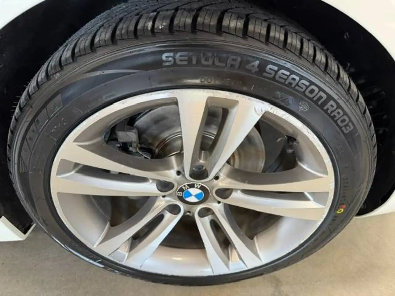 BMW 4 Series photo BMW 4 Series