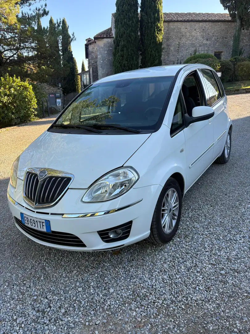 Lancia MUSA 1.4 8v Diva (argento) - 2