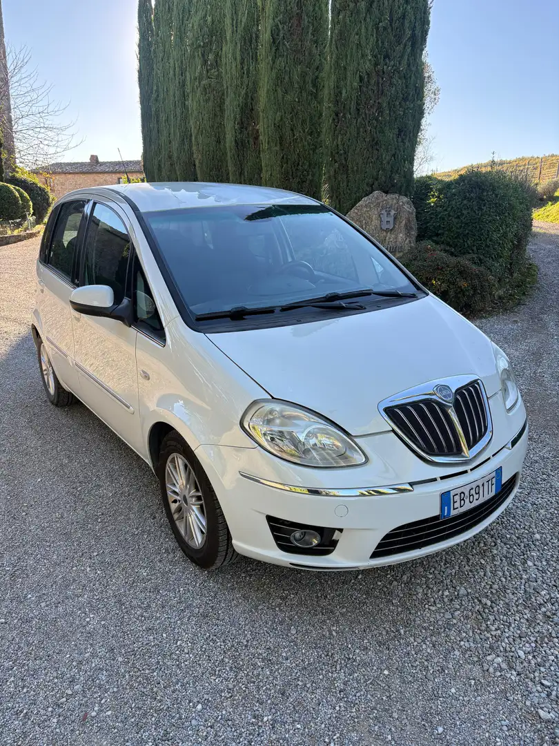 Lancia MUSA 1.4 8v Diva (argento) - 1