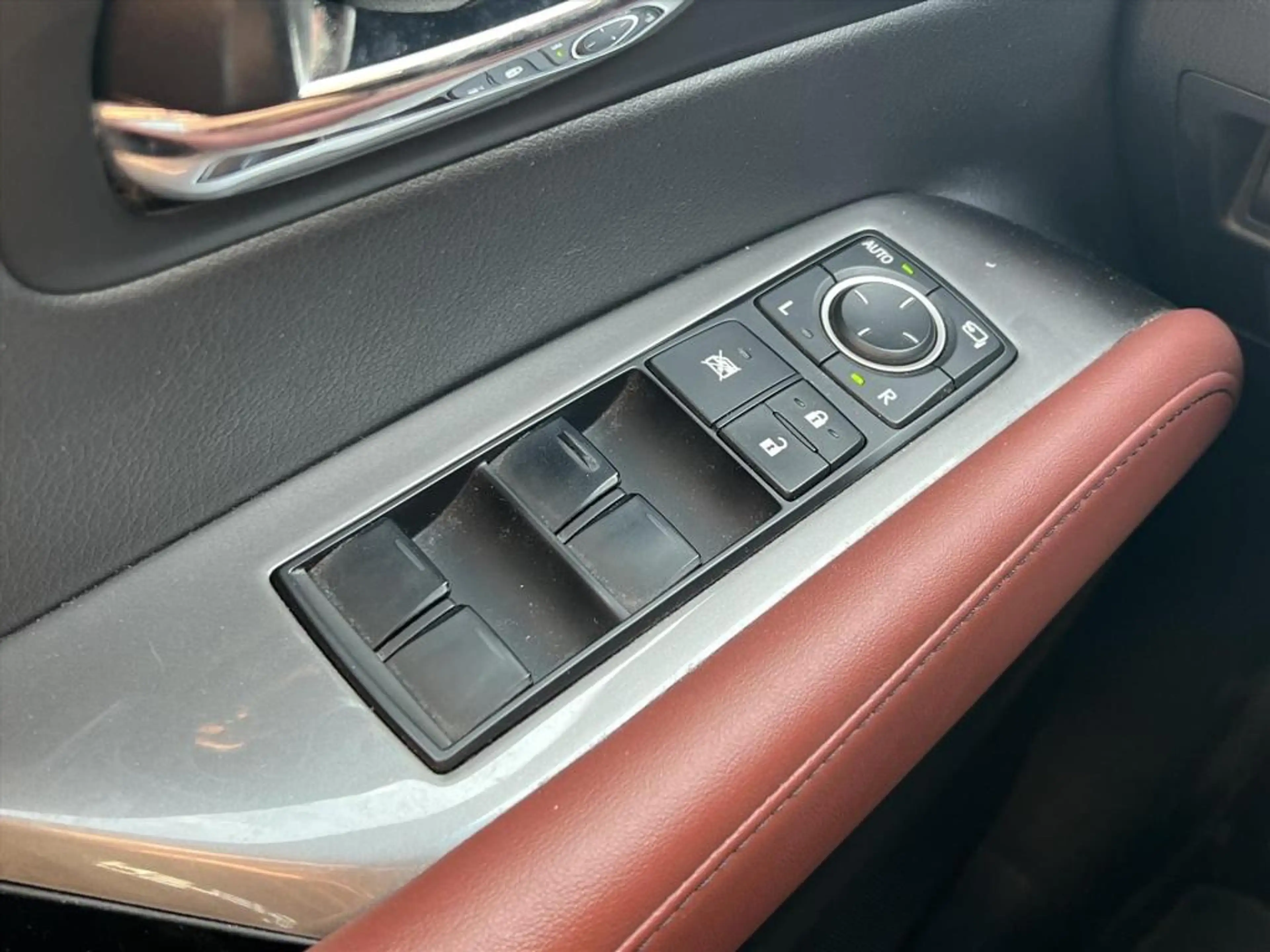 Lexus RX 450h AWD F Sport Line | Trekhaak, Mark Levinson, Schuif — photo 25