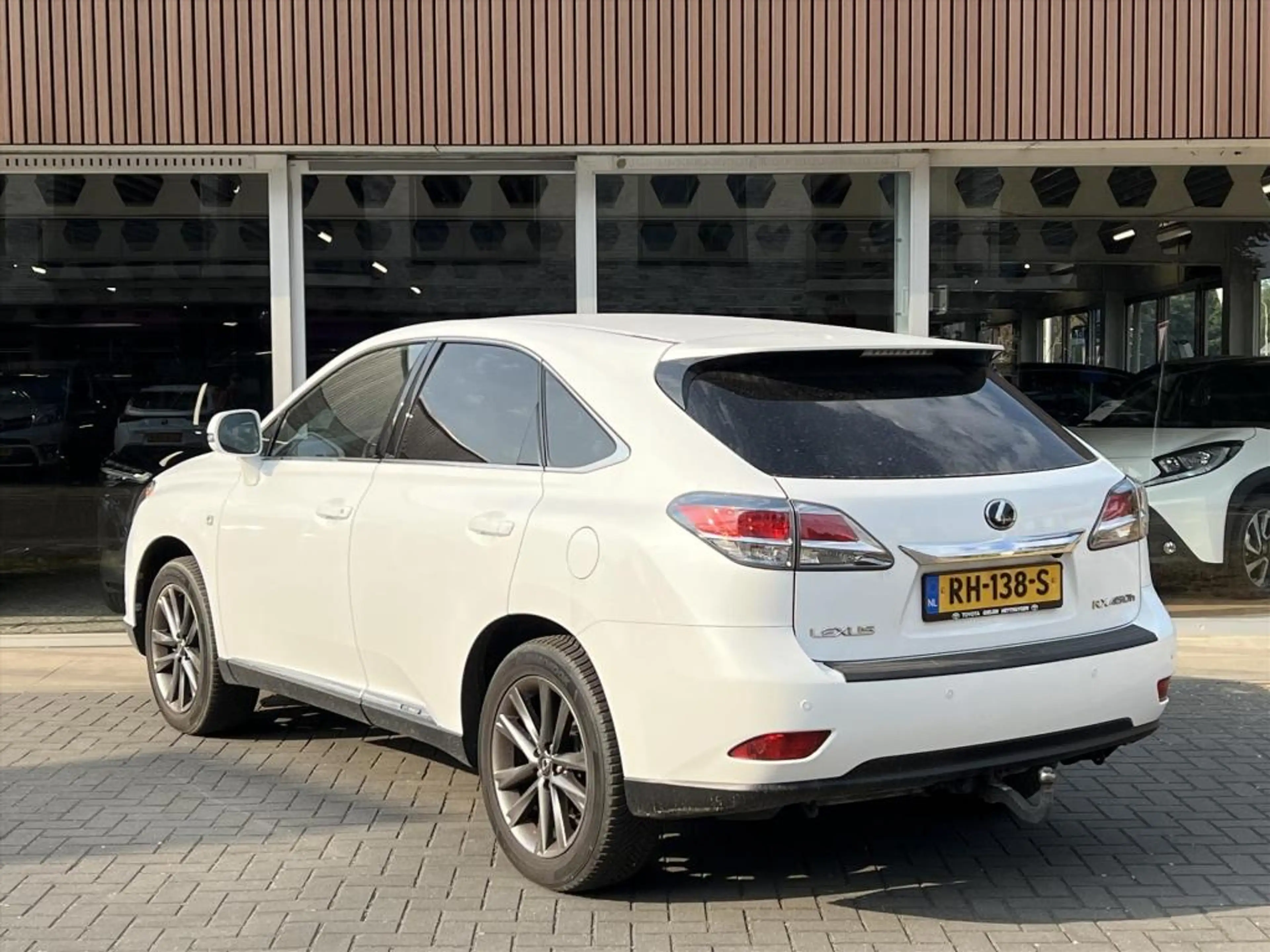 Lexus RX 450h AWD F Sport Line | Trekhaak, Mark Levinson, Schuif — photo 30