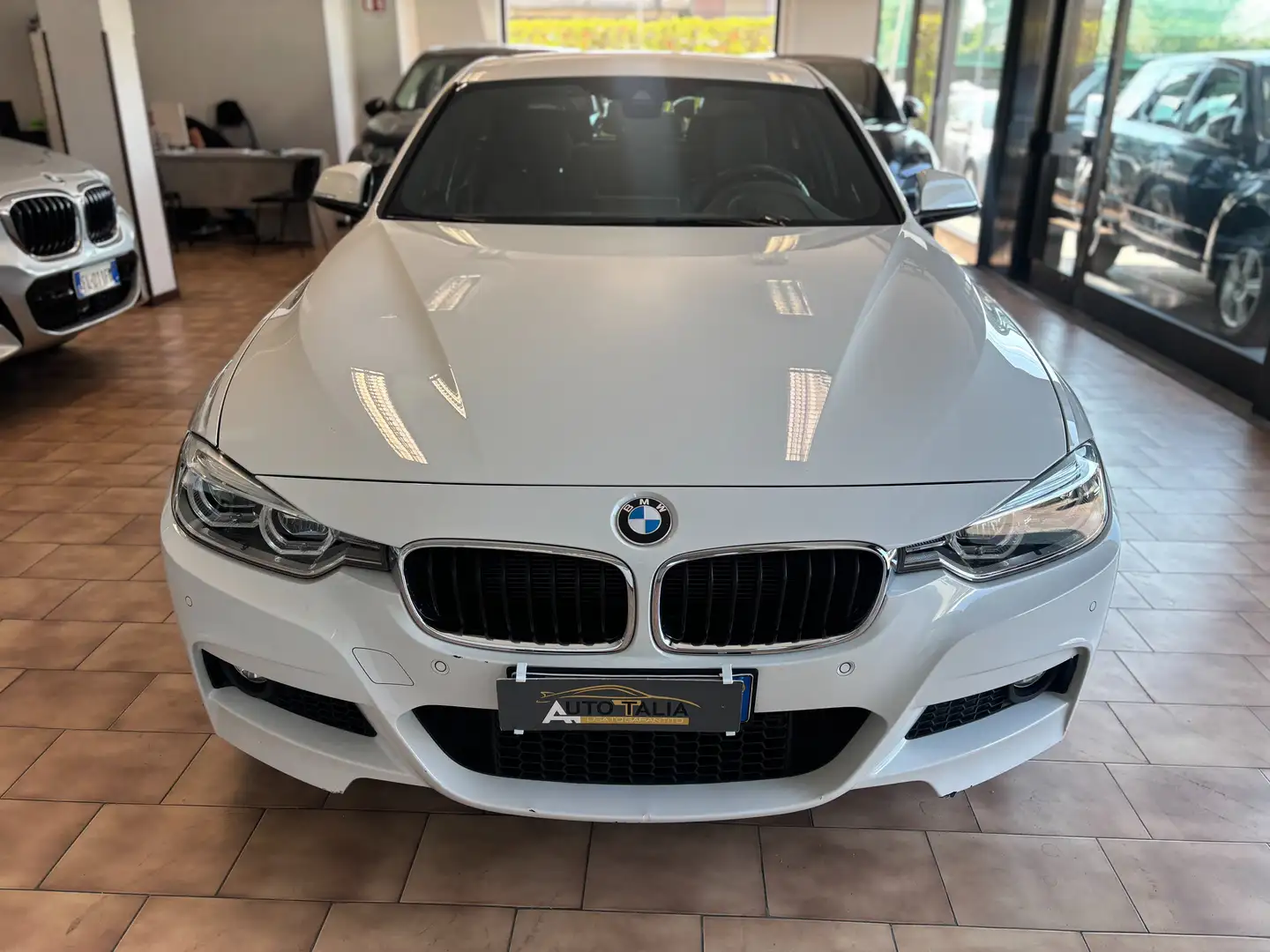 BMW 318 318 i M-sport *66000 km *tagliandi certificati BWM Bianco - 2
