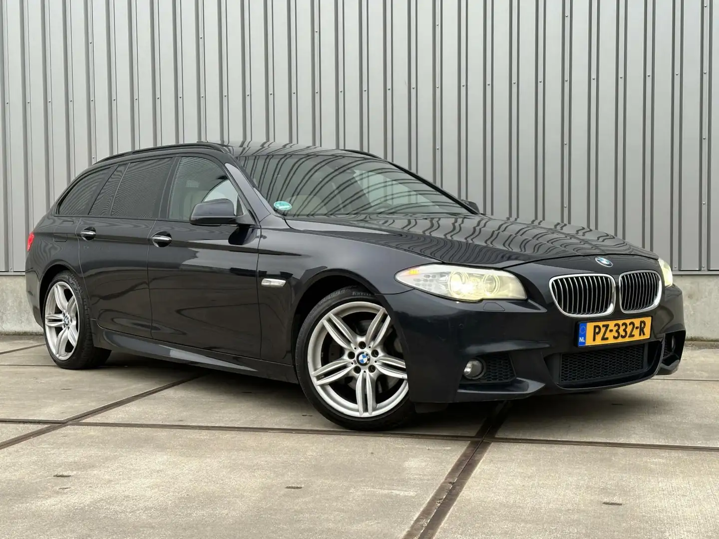 BMW 530 5-serie Touring 530D High Executive M-Pakket - Pan Zwart - 2