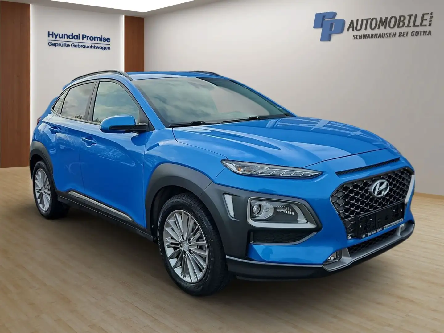 Hyundai KONA 1.0 T-GDi 2WD PREMIUM LED+DAB+ALU Blauw - 2