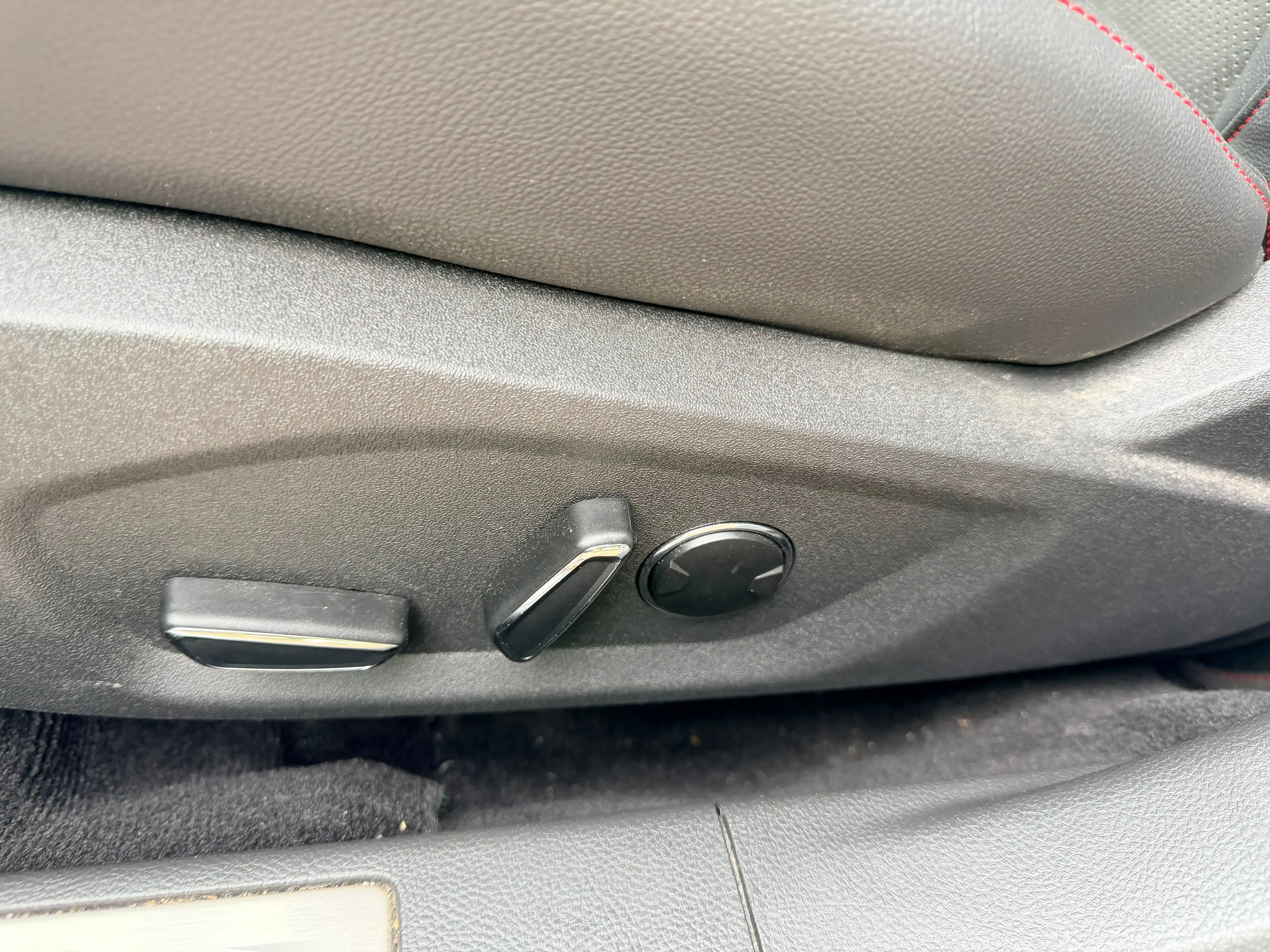 Ford Mondeo 2.0 HEV ST-Line 187pk Hybride LED Camera Key-less — photo 9