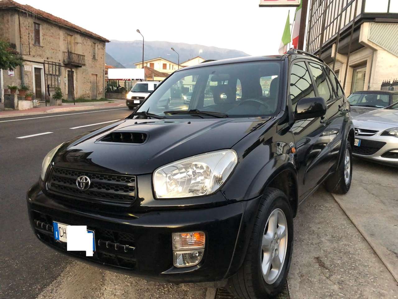 Toyota RAV 4 2.0 115 cv Diesel/D- 4D Motore Revisionato