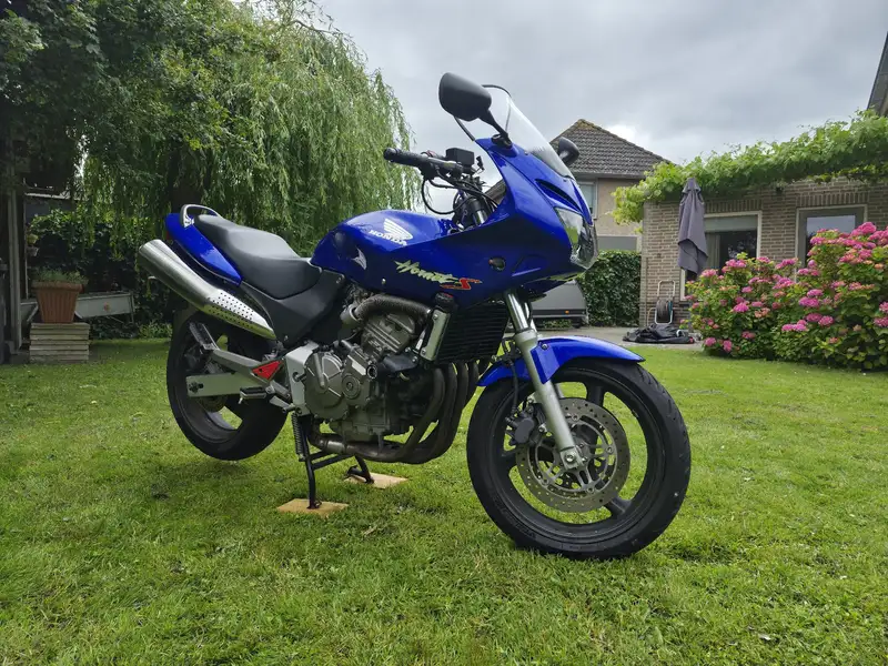 Honda CB 600 F Hornet - foto 2