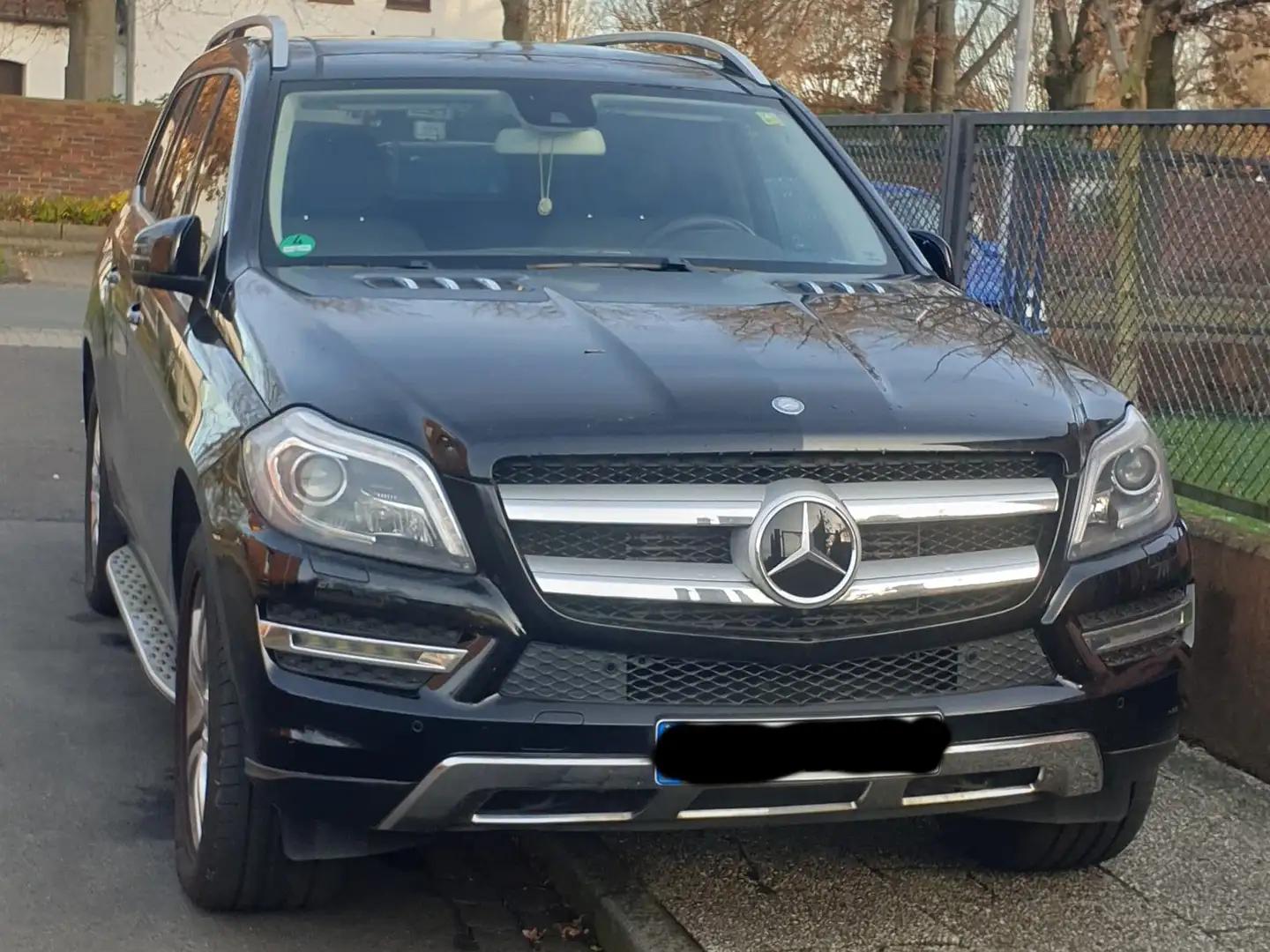 Mercedes-Benz GL 350 GL 350 BlueTEC 4Matic Off-Road Černá - 1