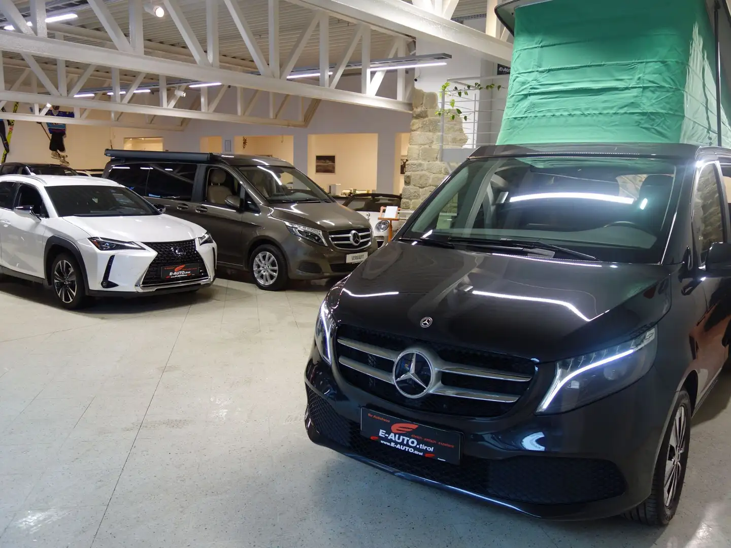 Mercedes-Benz V 300 d Marco Polo 4MATIC lang Aut. *TOP *STHZ *AHK *SP Grau - 2