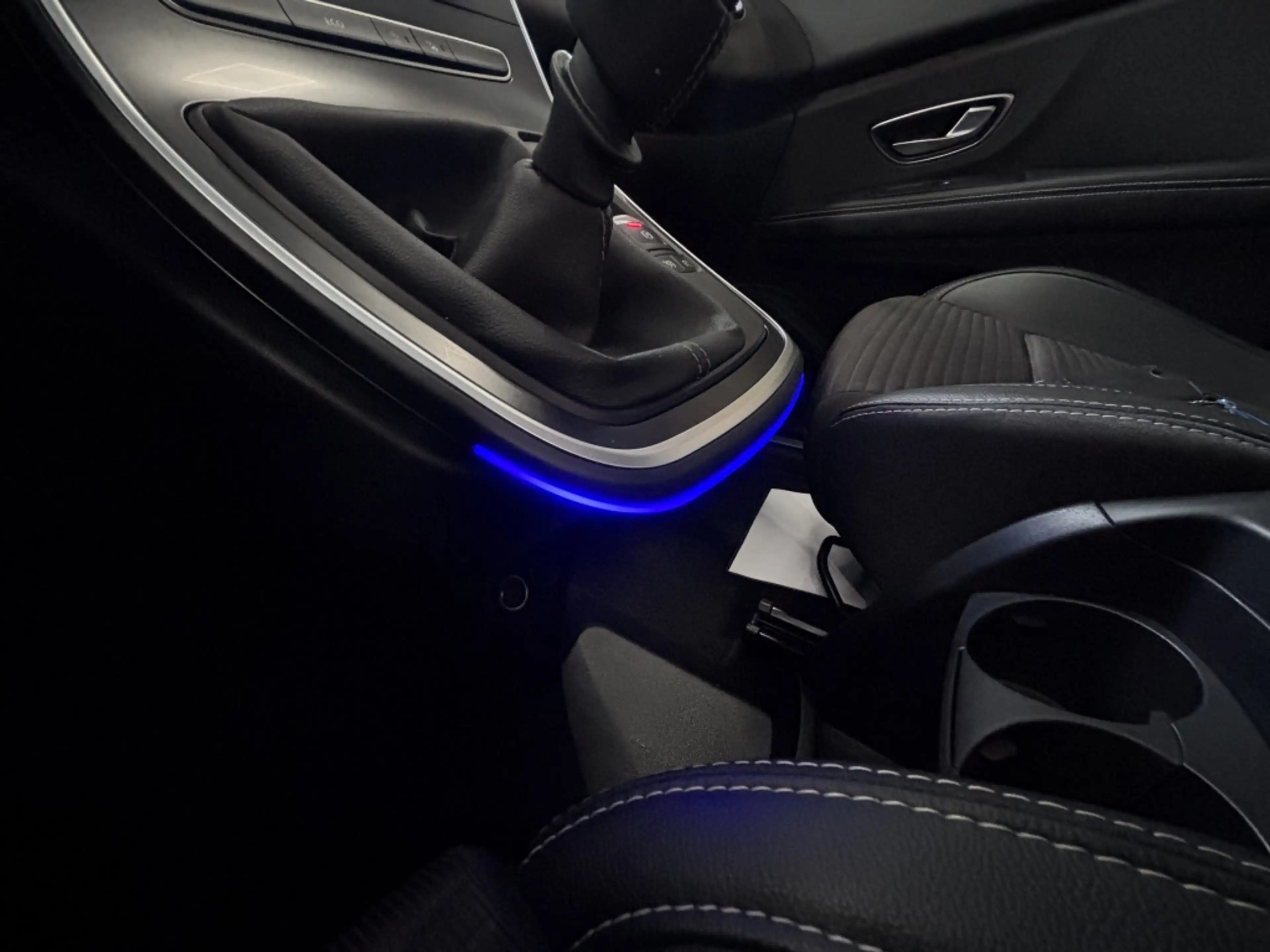 Renault Scenic 1.2 TCe Collection NAVI/TREKHAAK/20 INCH WIELEN — photo 16
