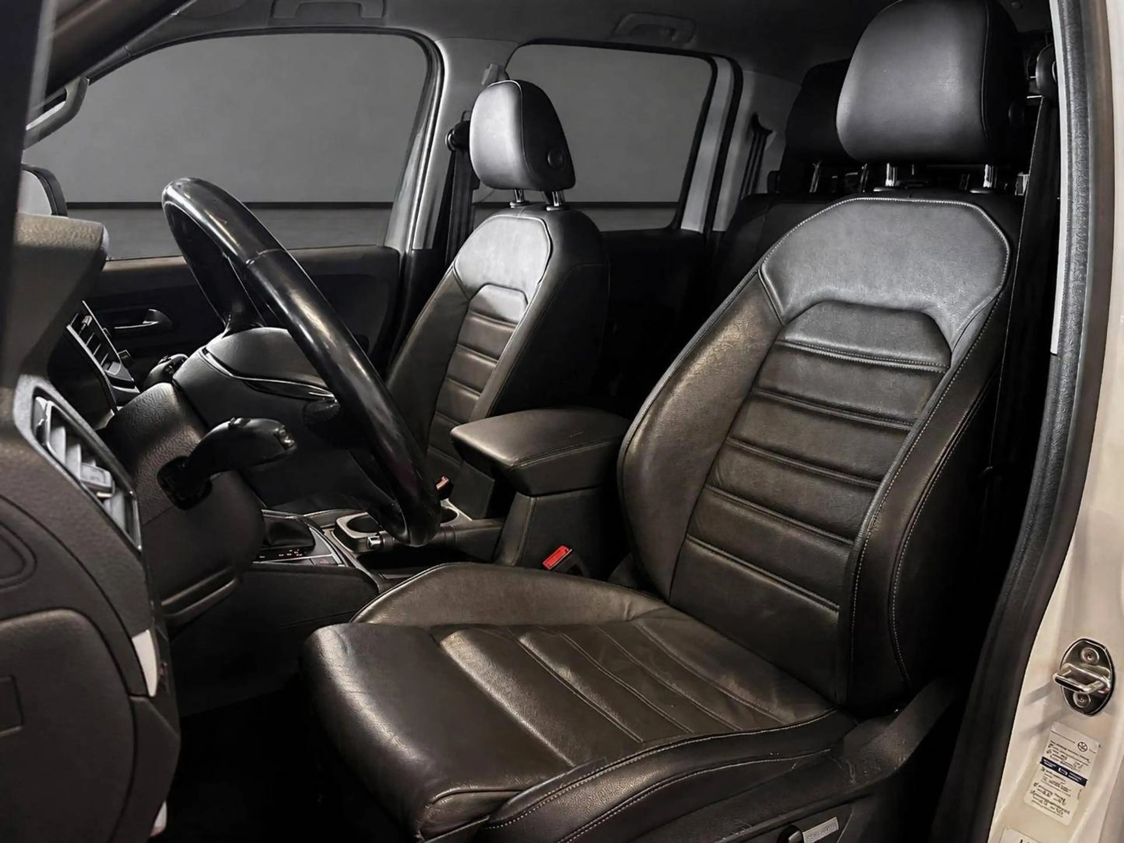 Volkswagen Amarok Highline DoubleCab 4Motion — photo 10