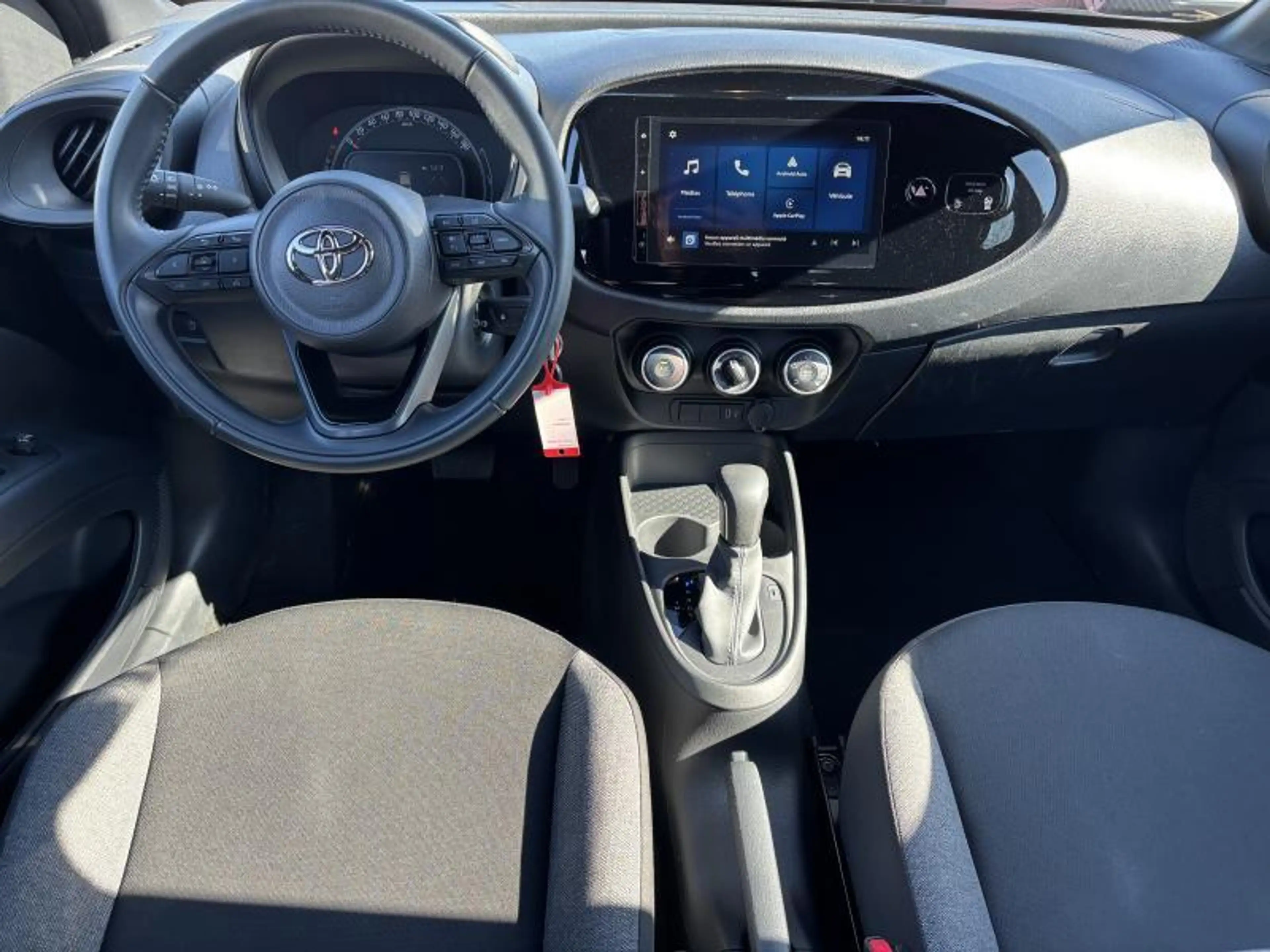 Toyota Aygo X Play — photo 12