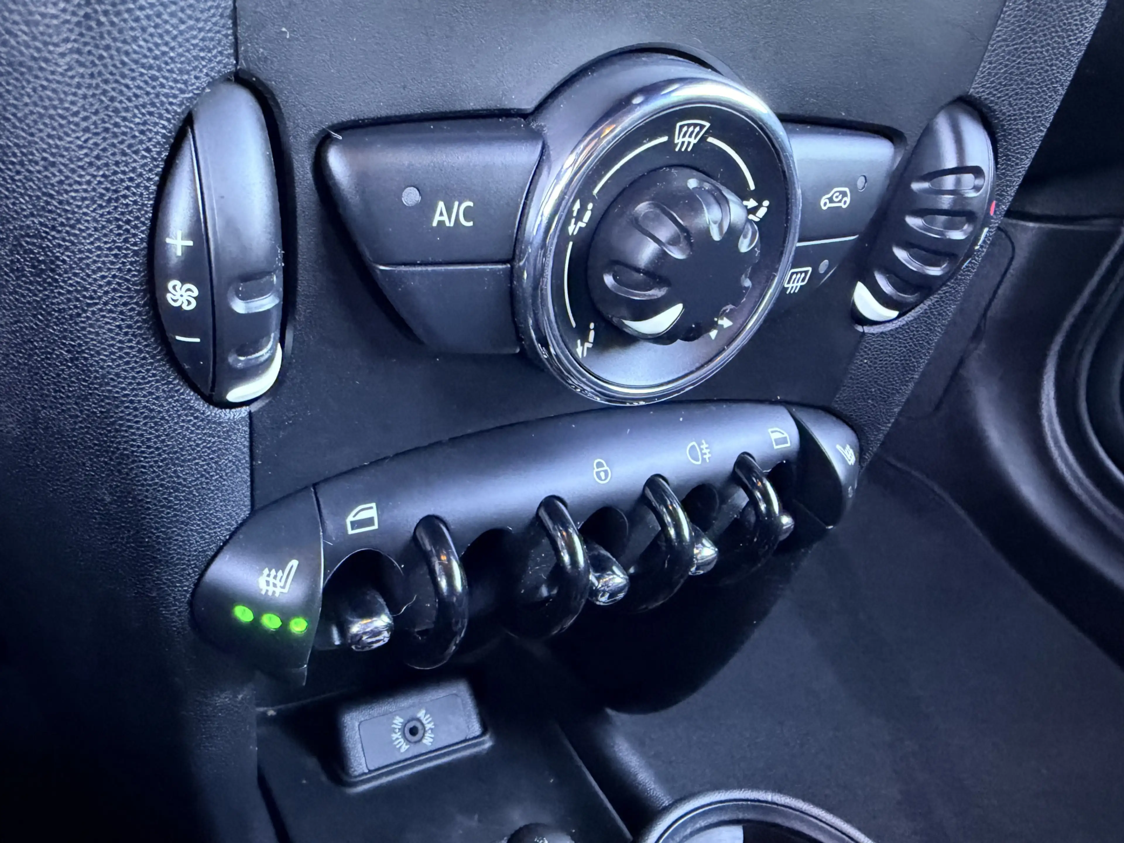 MINI Cooper D Clubvan — photo 11