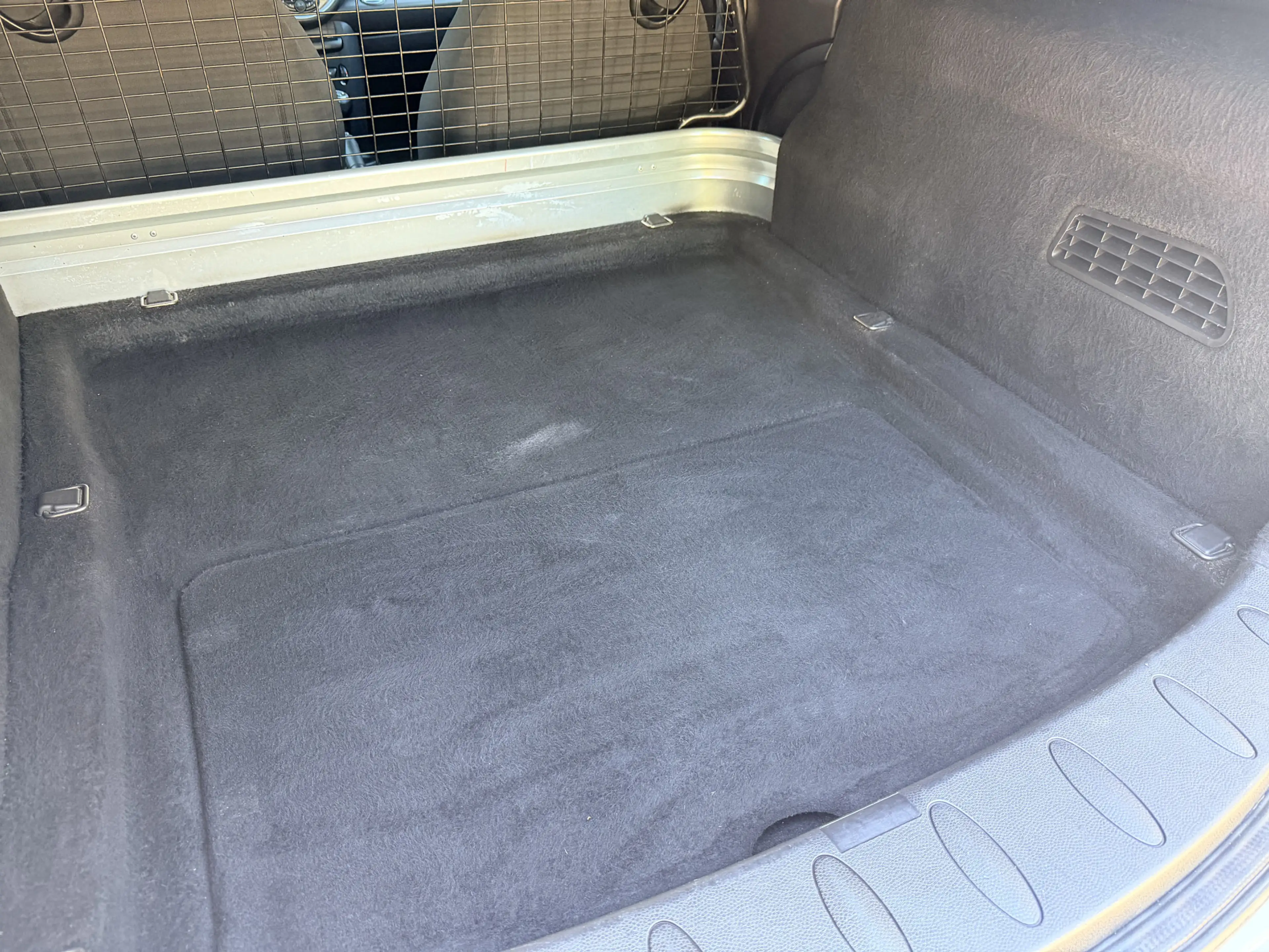 MINI Cooper D Clubvan — photo 15
