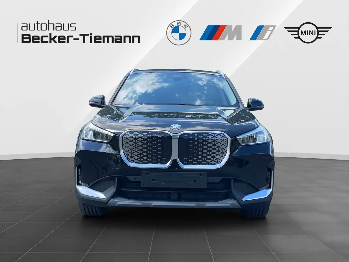 BMW iX 1 xDrive30 - UPE 49.270,- € #exclusive Negro - 2