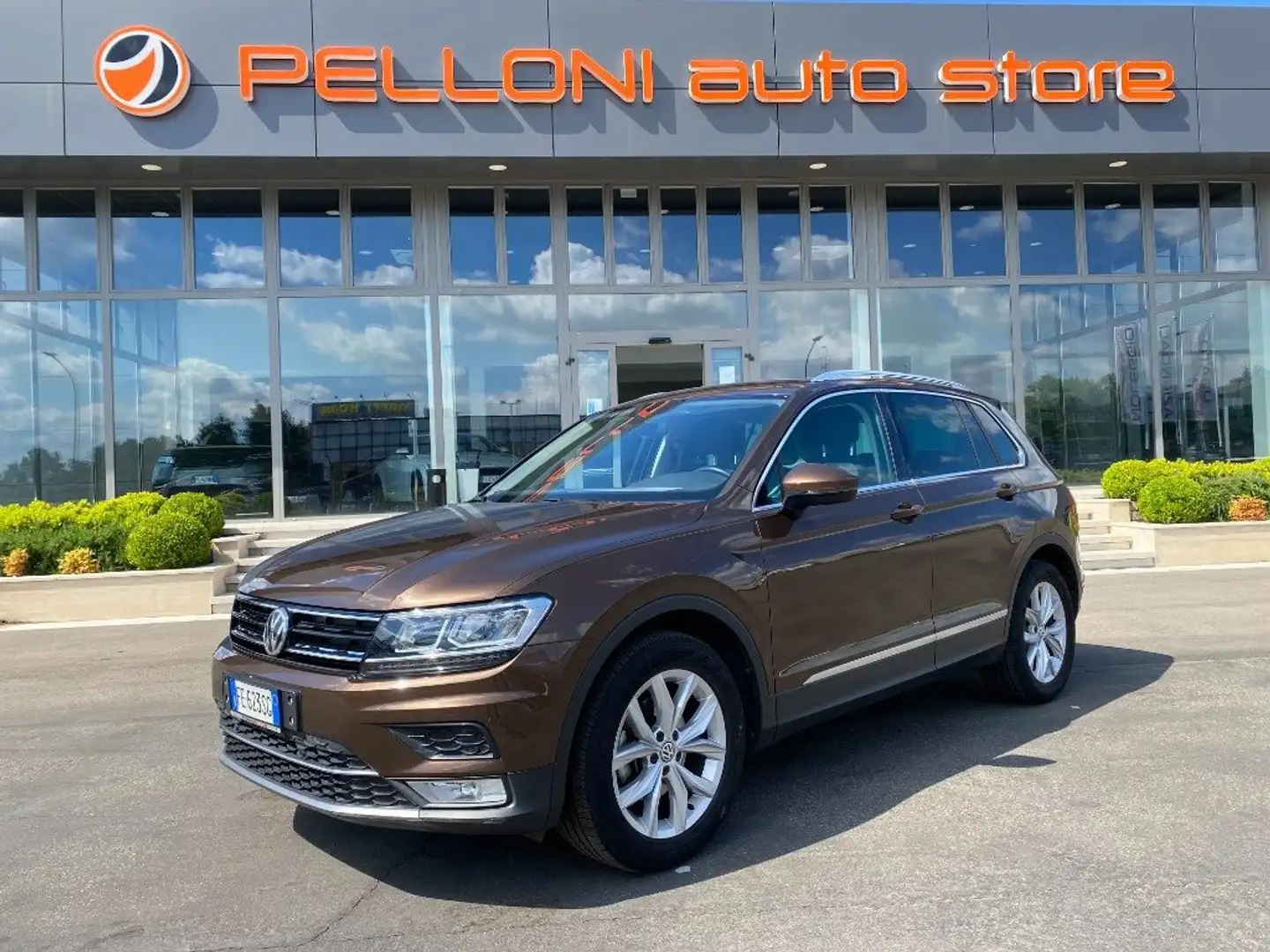 Volkswagen Tiguan 1.4TSI 150 DSG Executive 1°PROP-GARANZIA-KM CERTIF Marrone - 1