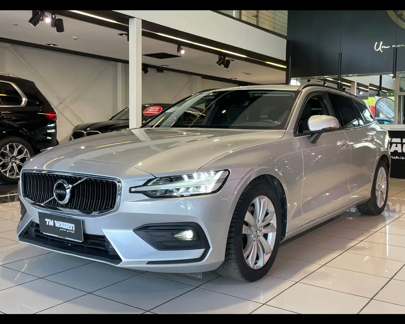 Volvo V60 D4 AWD Geartronic 190cv 2020 * 4X4 * Argento - 1