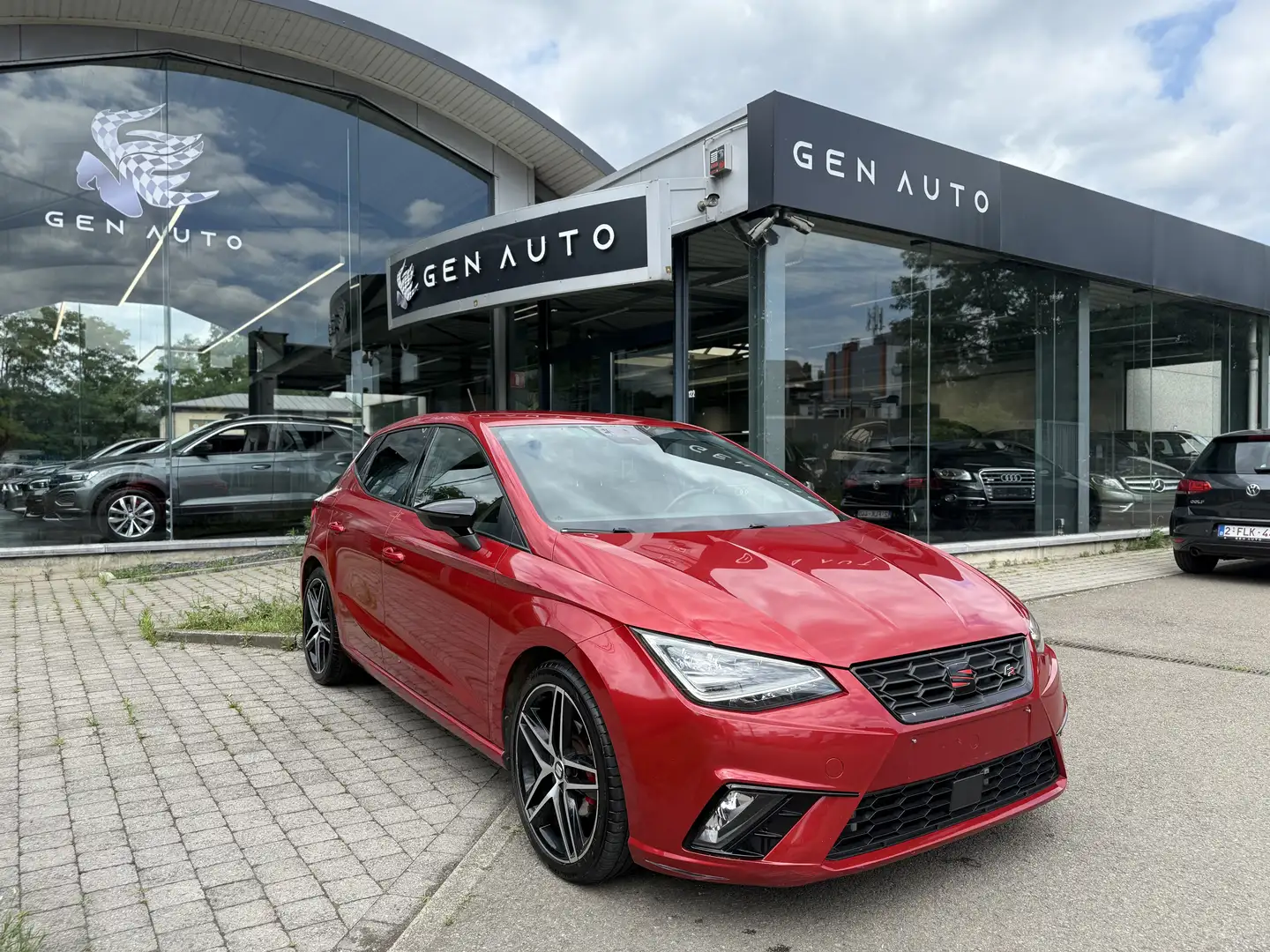 SEAT Ibiza 1.5 TSI FR Sono"BEATS by Dre" Carplay PDC Keyless Rouge - 1