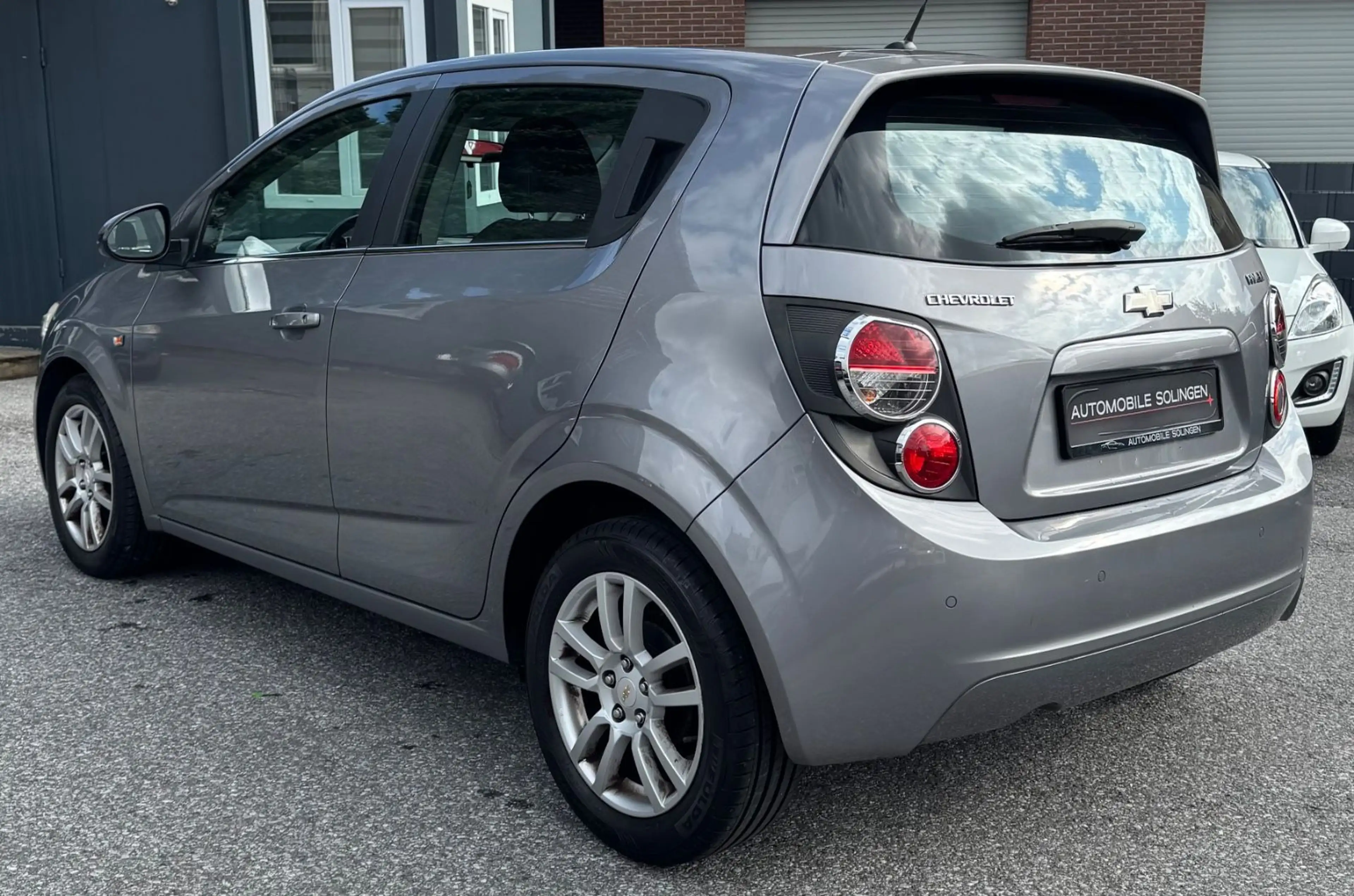 Chevrolet Aveo LTZ AUTOMATIK+SHZ+PDC+WKR+KLIMA+BC+ALU+ — photo 4