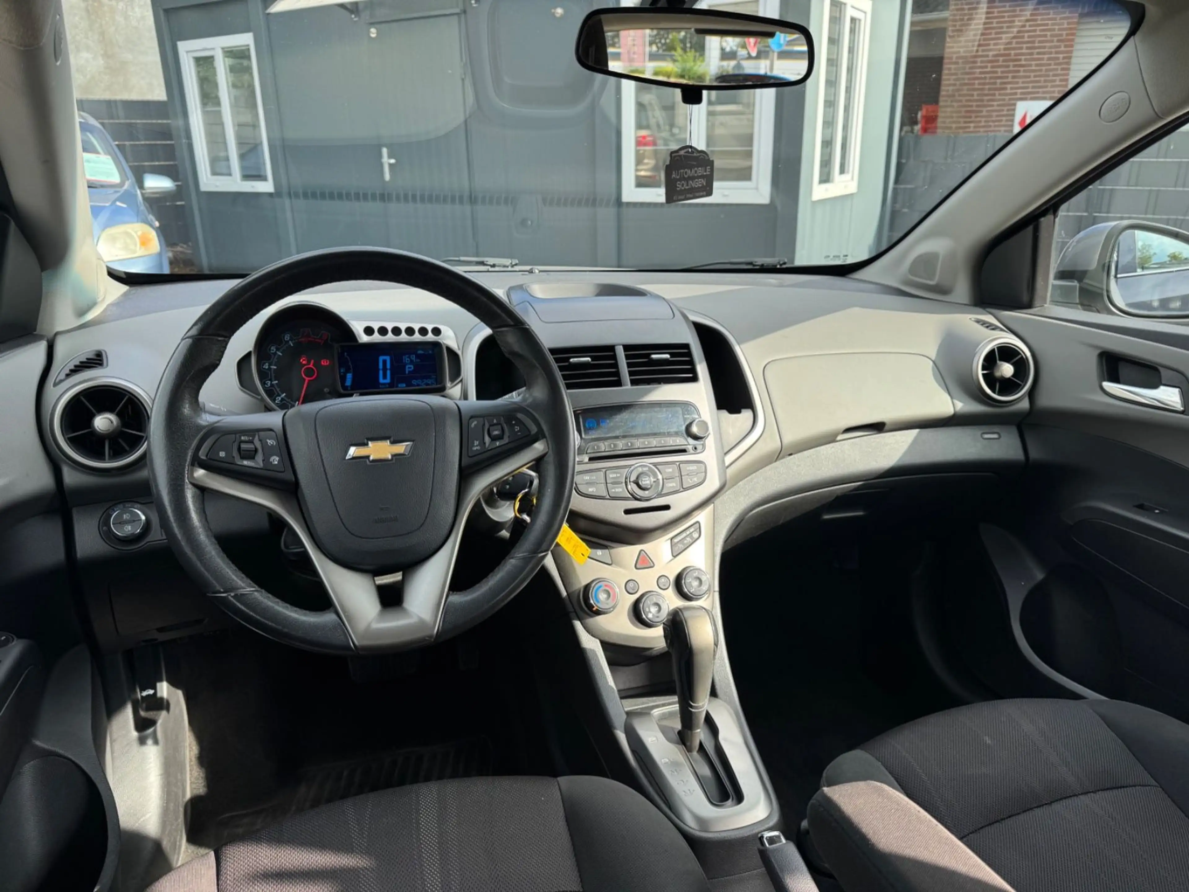 Chevrolet Aveo LTZ AUTOMATIK+SHZ+PDC+WKR+KLIMA+BC+ALU+ — photo 8