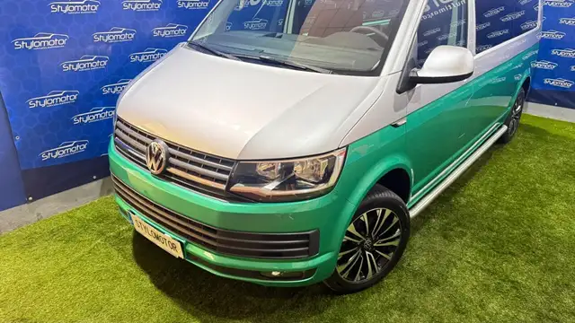 Volkswagen Caravelle view 11