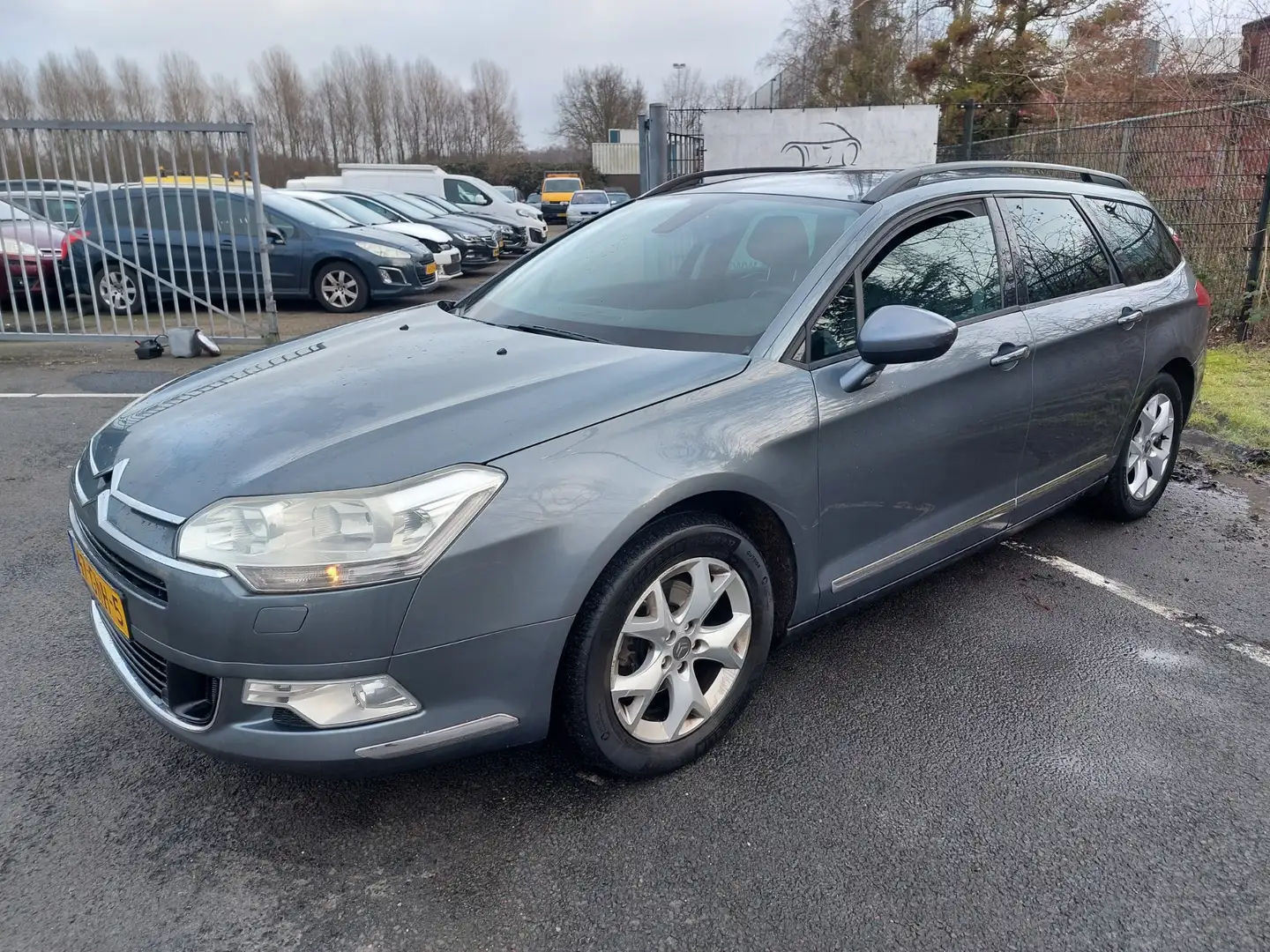 Citroen C5 Tourer 2.0 16V Ligne Business Airco ECC LMV Grau - 2