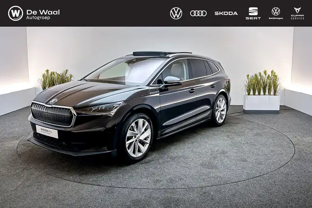 Skoda Enyaq 80 204pk | SoH 92% | 360 graden Camera, Panoramada