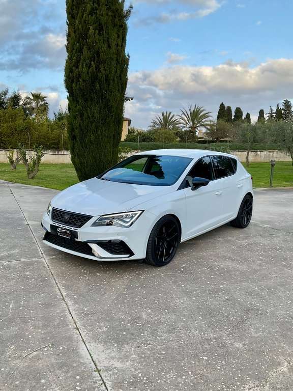 SEAT Leon ST 2.0 TSI S&S Cupra DSG7 290 - foto 1