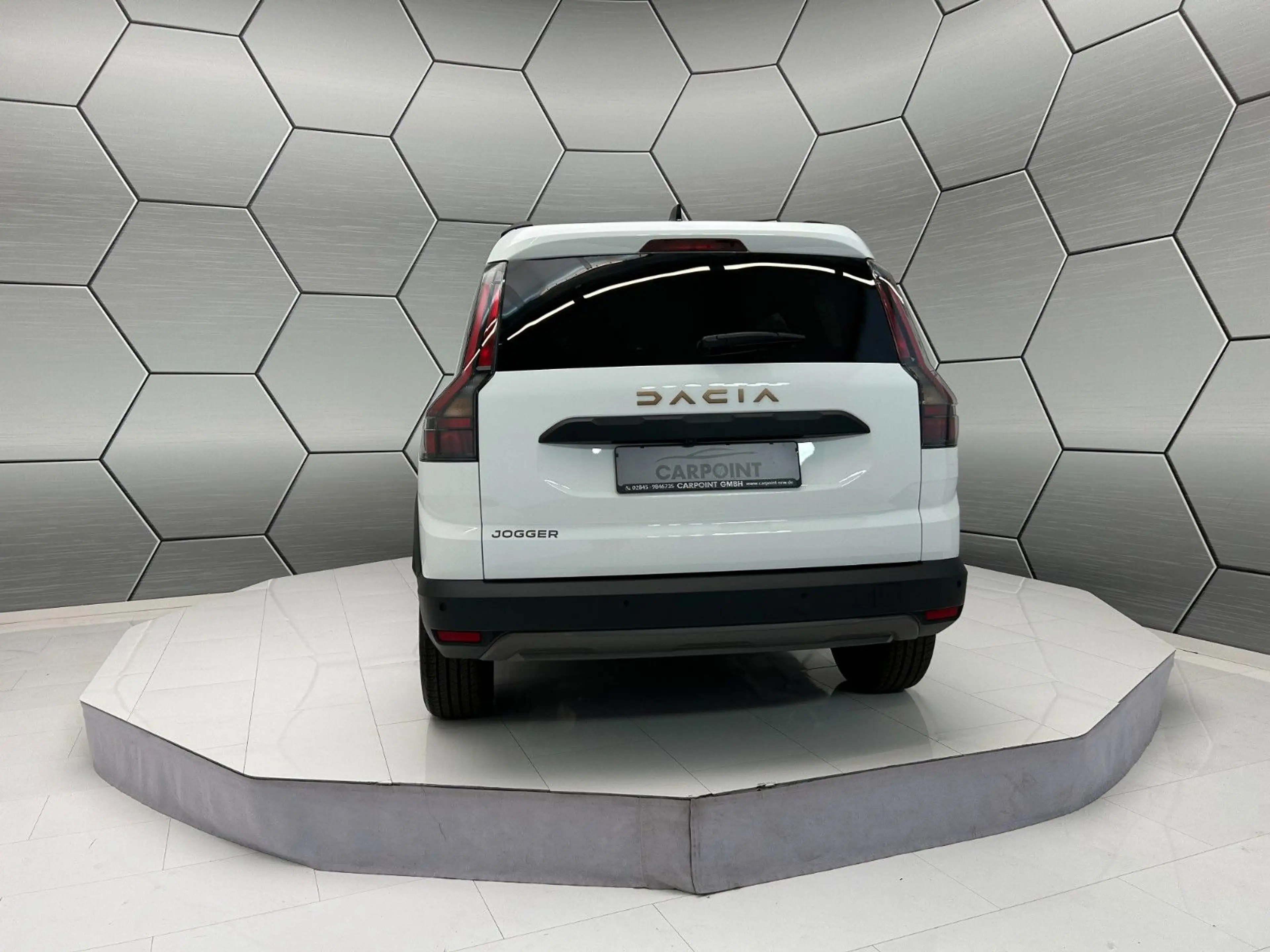 Dacia Jogger Extreme Eco-G 120 AT Winter/Driving 7-S — photo 5