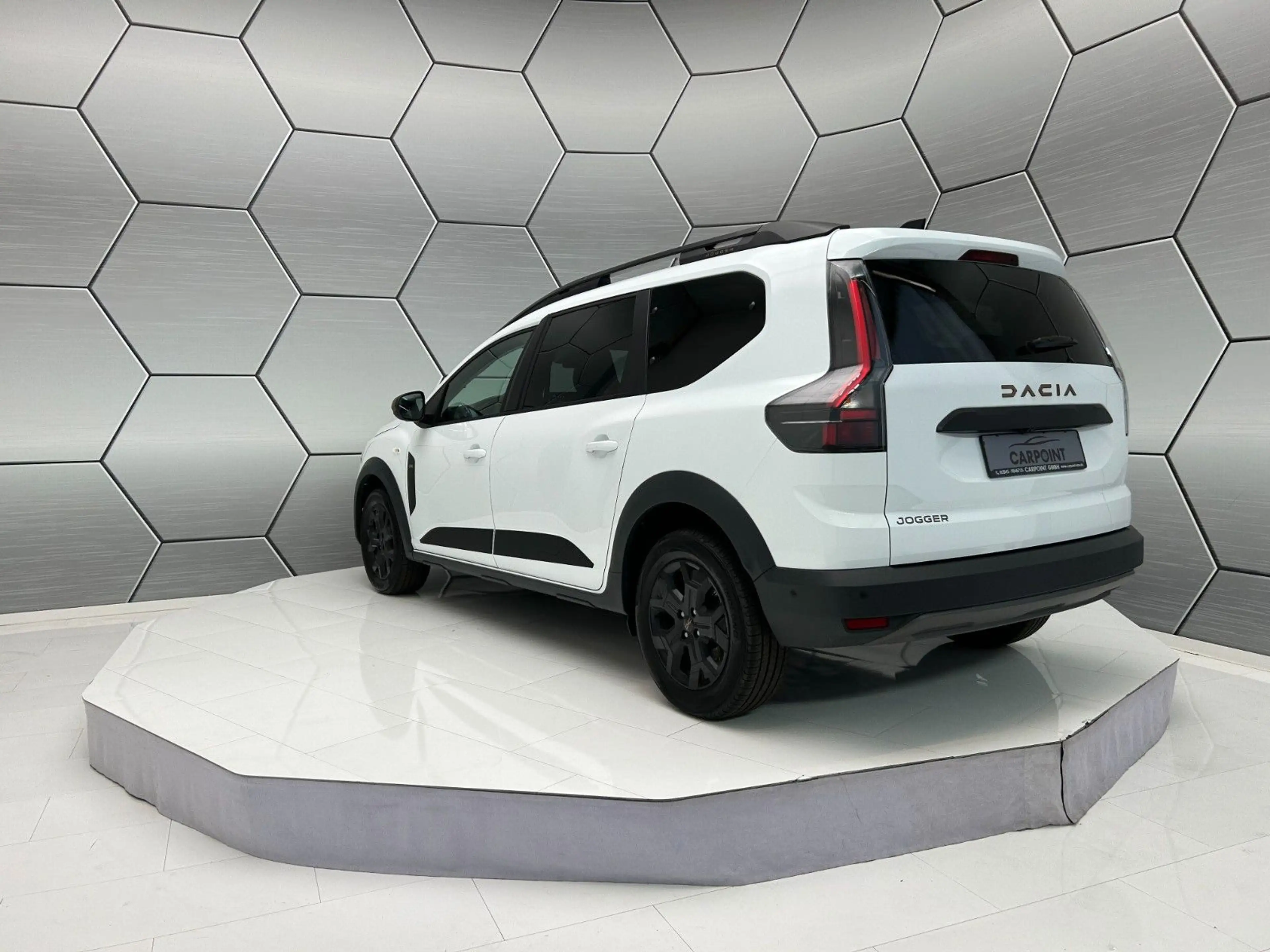 Dacia Jogger Extreme Eco-G 120 AT Winter/Driving 7-S — photo 4